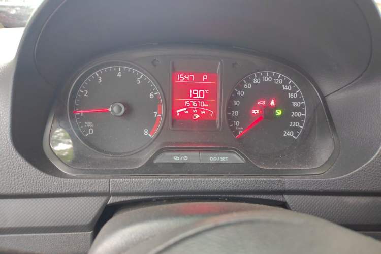 Used Volkswagen Jetta 2015 Value Edition 1.6L Automatic Fashion Version Instrument Cluster