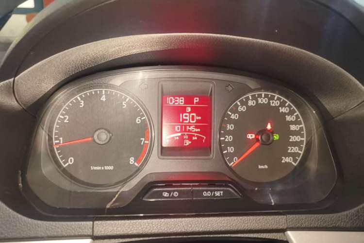 Used Volkswagen Jetta 2015 1.6L Automatic Comfort Model Instrument Cluster