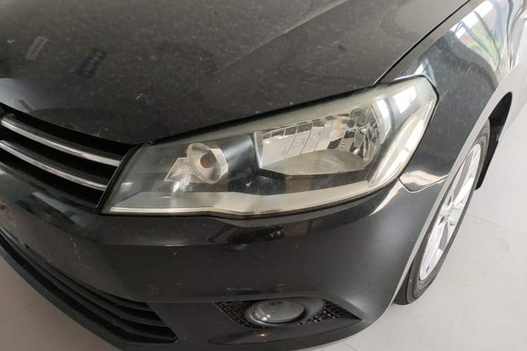 Used Volkswagen Jetta 2015 1.4L Manual Comfort Model Left Front Headlight