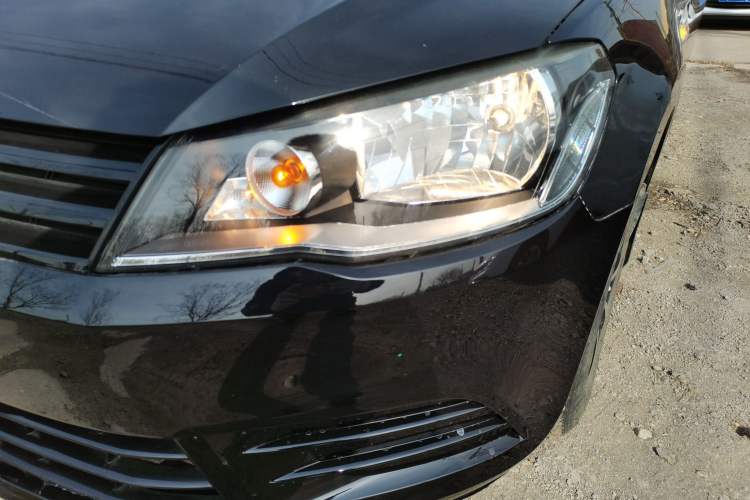 Used Volkswagen Jetta 2015 Value Edition 1.6L Manual Fashionable Style Left Front Headlight