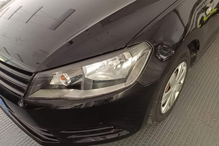 Used Volkswagen Jetta 2015 1.4L Manual Fashion Model Left Front Headlight