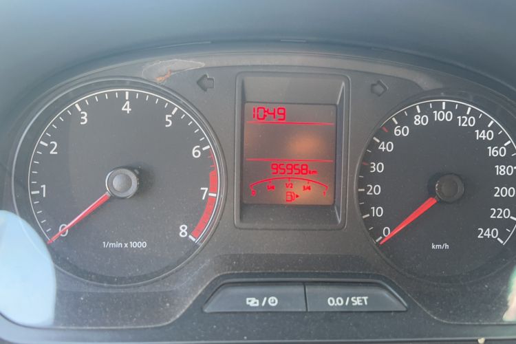 Used Volkswagen Jetta 2015 1.6L Automatic Comfort Model Odometer Close Up