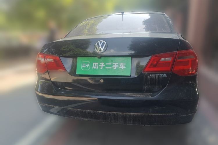 Used Volkswagen Jetta 2015 Value Edition 1.6L Manual Fashionable Style Rear
