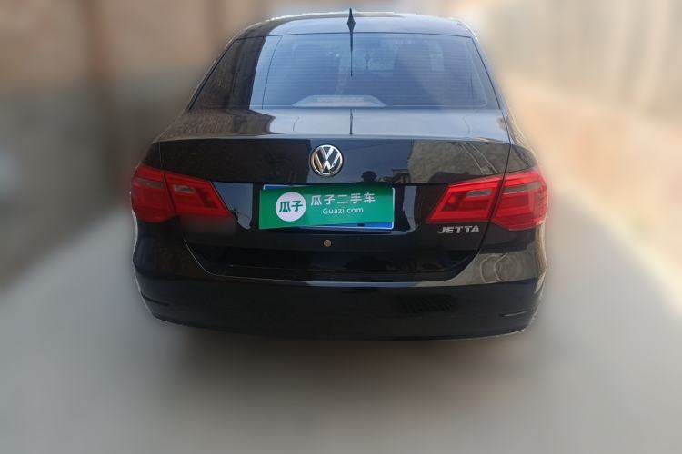Used Volkswagen Jetta 2015 1.6L Manual Fashion Edition Rear
