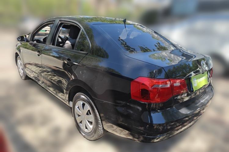 Used Volkswagen Jetta 2015 1.6L Automatic Fashion Model Rear Left 45 Deg