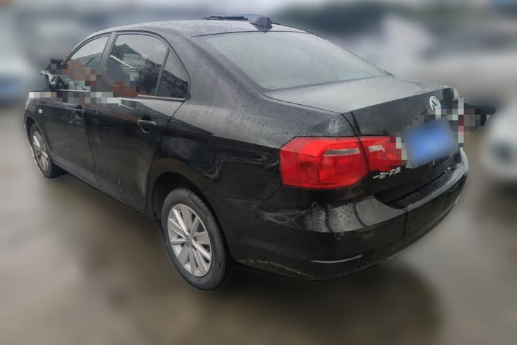 Used Volkswagen Jetta 2015 Value Edition 1.6L Automatic Comfort Version Rear Left 45 Deg
