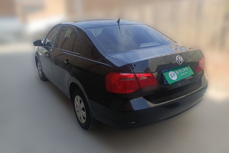 Used Volkswagen Jetta 2015 1.6L Manual Fashion Edition Rear Left 45 Deg