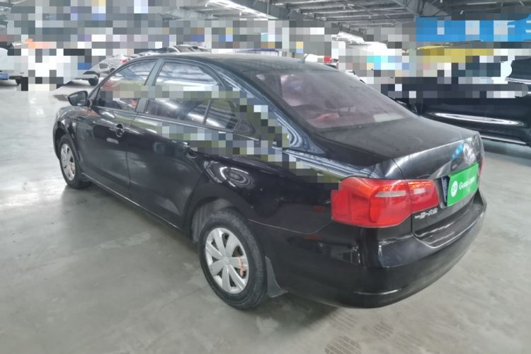 Used Volkswagen Jetta 2015 Value Edition 1.6L Manual Fashionable Style Rear Left 45 Deg