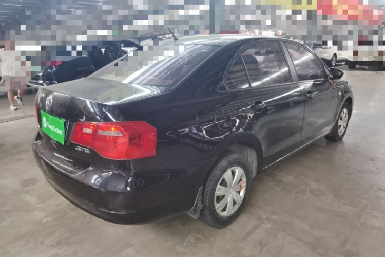 Used Volkswagen Jetta 2015 Value Edition 1.6L Manual Fashionable Style Rear Right 45 Deg