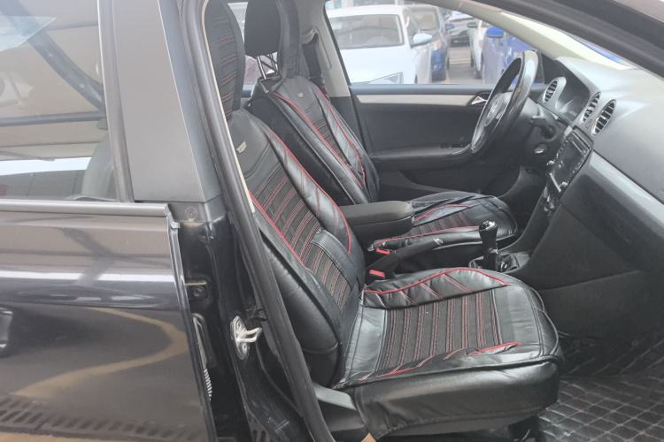 Used Volkswagen Jetta 2015 Zhihui Edition 1.4L Manual Comfort Model Right Front Seat