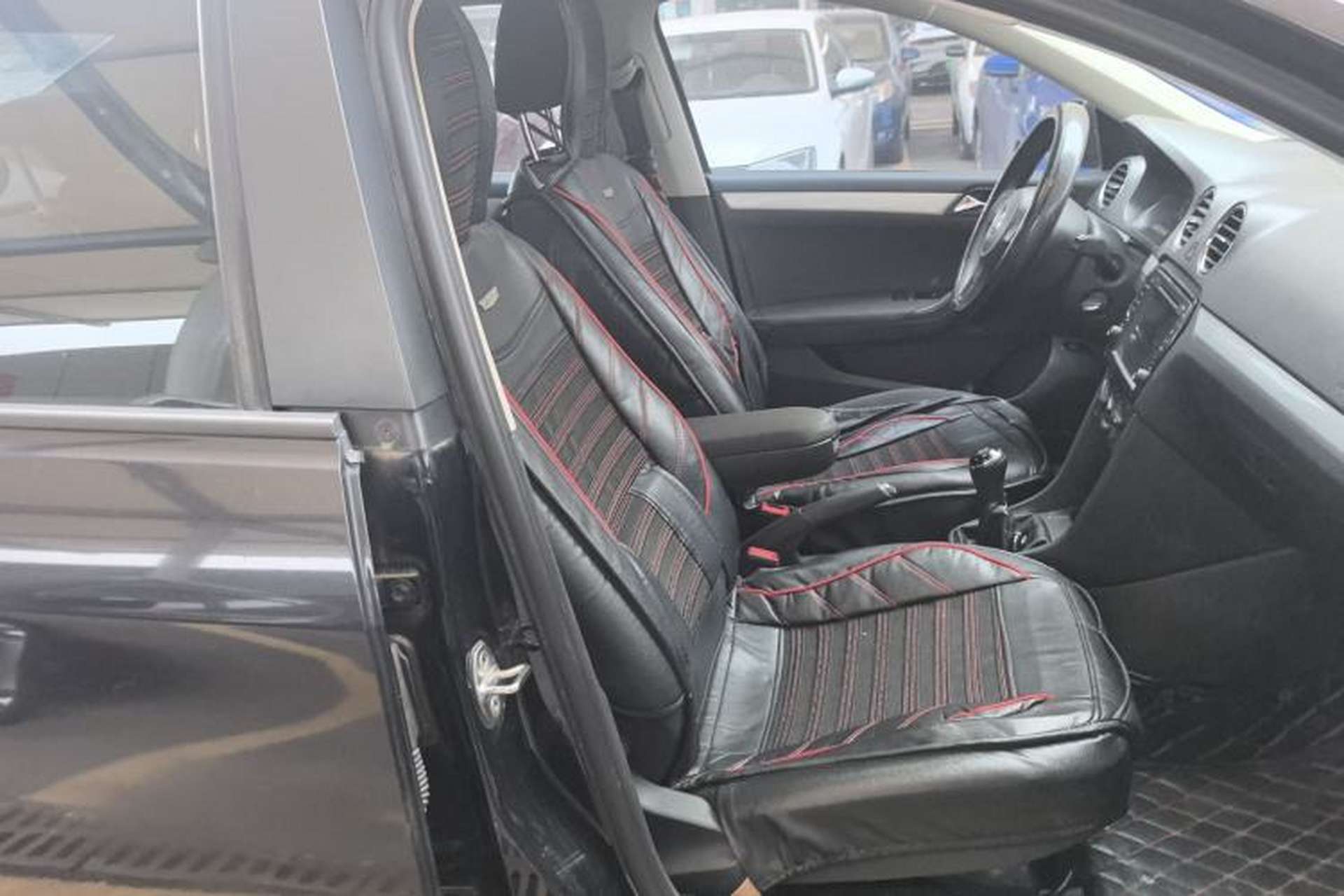Used Volkswagen Jetta 2015 Zhihui Edition 1.4L Manual Comfort Model Right Front Seat