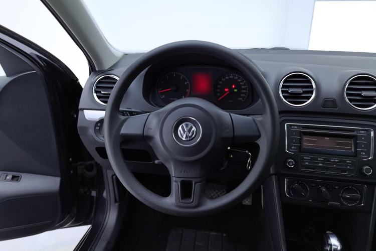 Used Volkswagen Jetta 2015 1.6L Automatic Comfort Model Steering Wheel