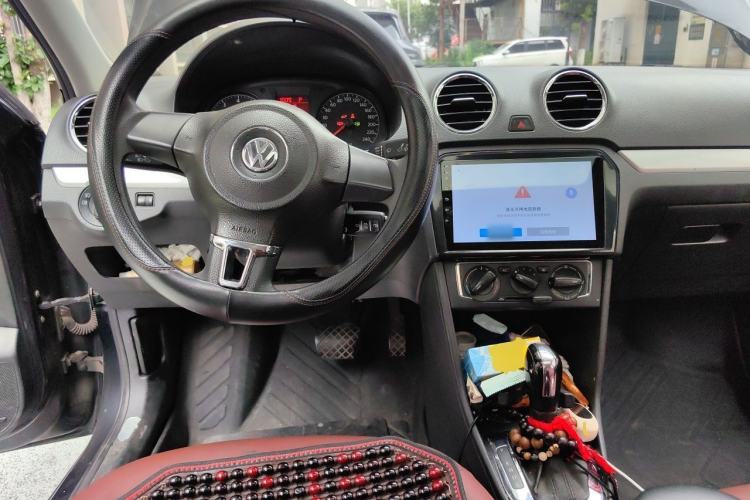 Used Volkswagen Jetta 2015 1.6L Automatic Comfort Model Steering Wheel