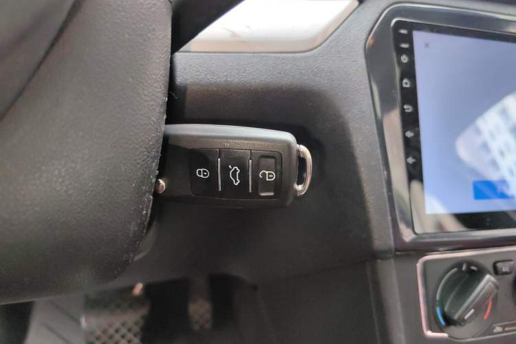 Used Volkswagen Jetta 2015 1.6L Automatic Comfort Model Vehicle Key