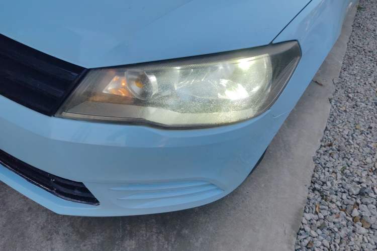 Used Volkswagen Jetta 2015 Value Edition 1.6L Automatic Fashion Version Left Front Headlight