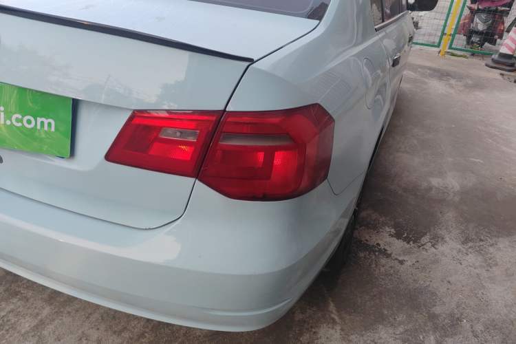 Used Volkswagen Jetta 2015 Value Edition 1.6L Automatic Fashion Version Right Rear Taillight
