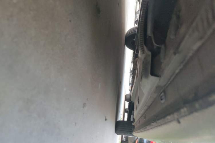 Used Volkswagen Jetta 2015 1.6L Manual Fashion Edition Chassis Rear Right