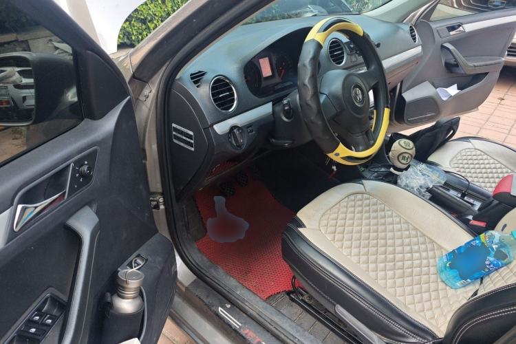 Used Volkswagen Jetta 2015 1.4L Manual Comfort Model Driver Seat