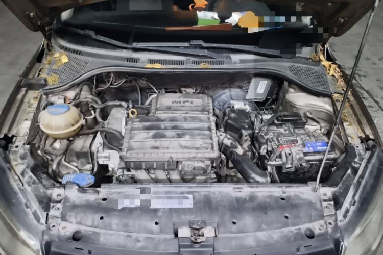 Used Volkswagen Jetta 2015 Value Edition 1.6L Automatic Fashion Version Engine Bay