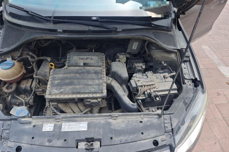 Used Volkswagen Jetta 2015 1.4L Manual Comfort Model Engine Bay Left