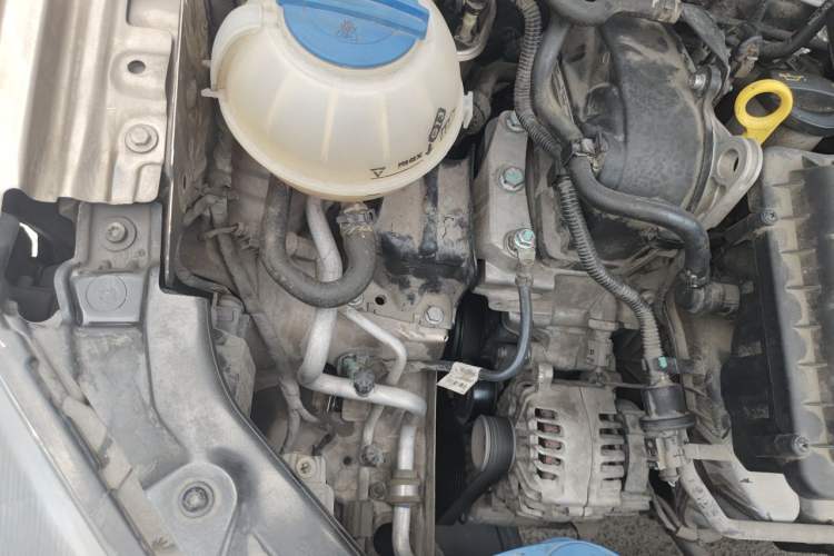 Used Volkswagen Jetta 2015 1.6L Automatic Comfort Model Engine Bay Right