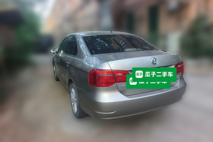 Used Volkswagen Jetta 2015 Value Edition 1.6L Automatic Comfort Version Rear Left 45 Deg