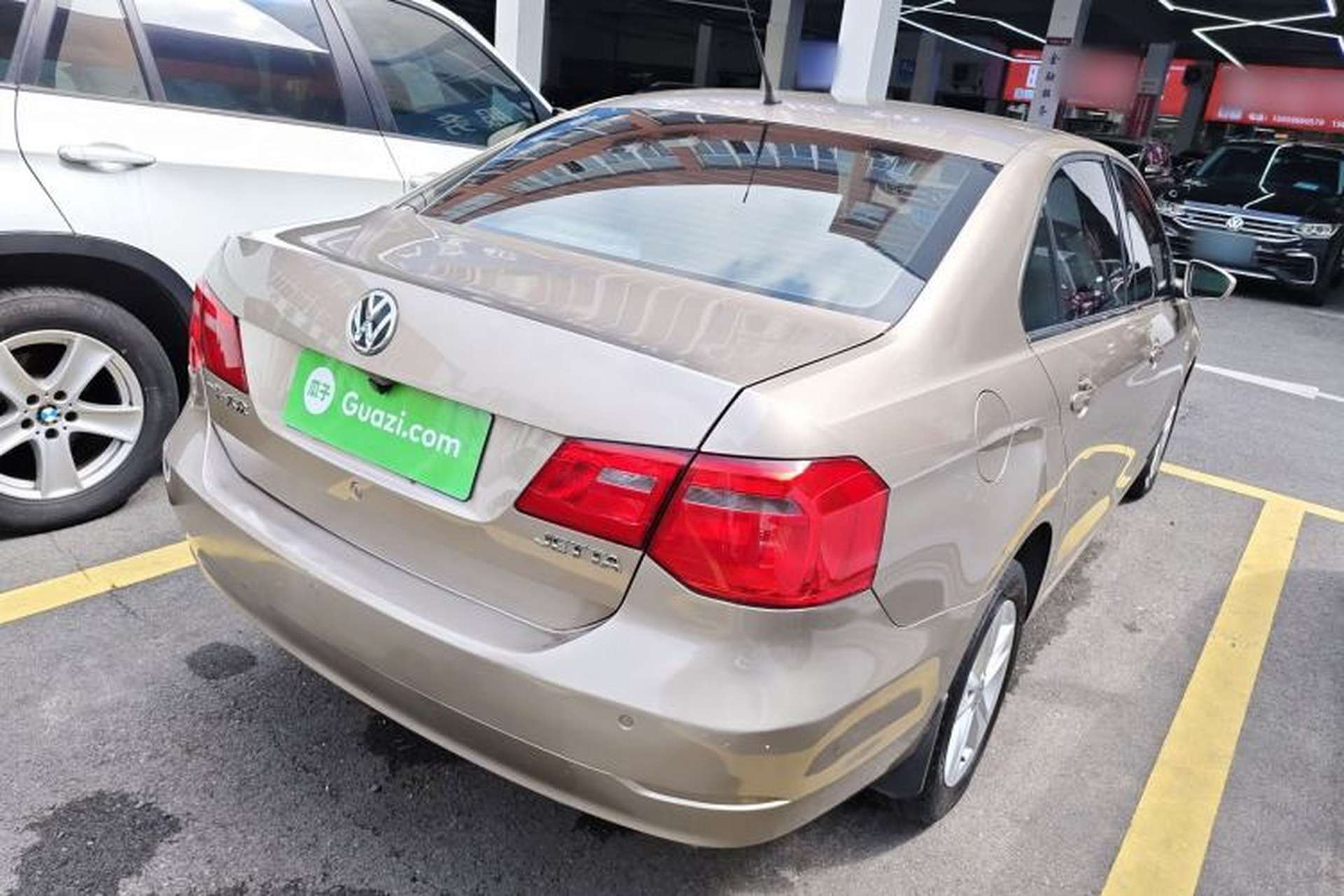 Used Volkswagen Jetta 2015 1.6L Automatic Luxury Model Rear Right 45 Deg
