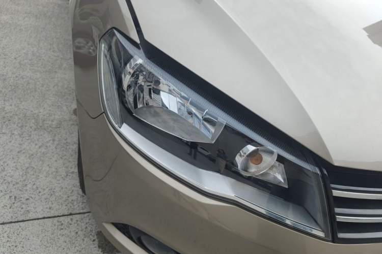 Used Volkswagen Jetta 2015 1.6L Automatic Comfort Model Right Front Headlight