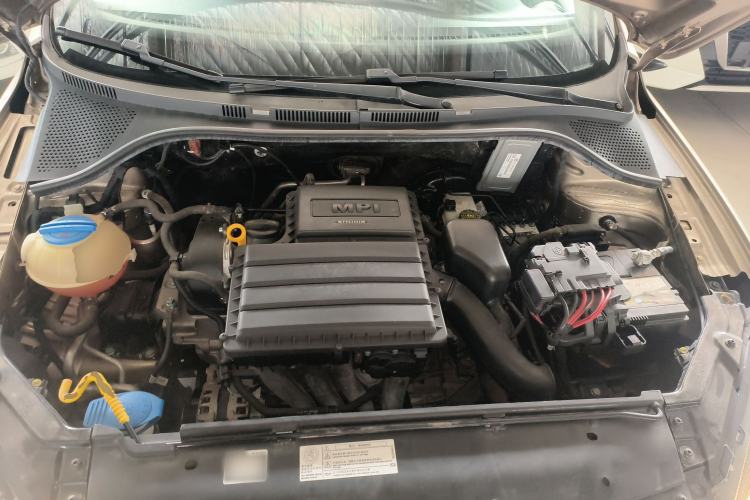 Used Volkswagen Jetta 2015 Value Edition 1.6L Automatic Comfort Version Engine Bay