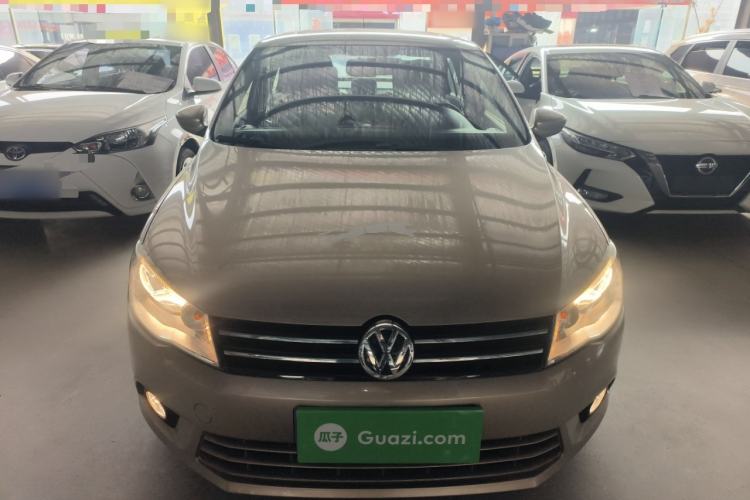 Used Volkswagen Jetta 2015 Value Edition 1.6L Automatic Comfort Version Front