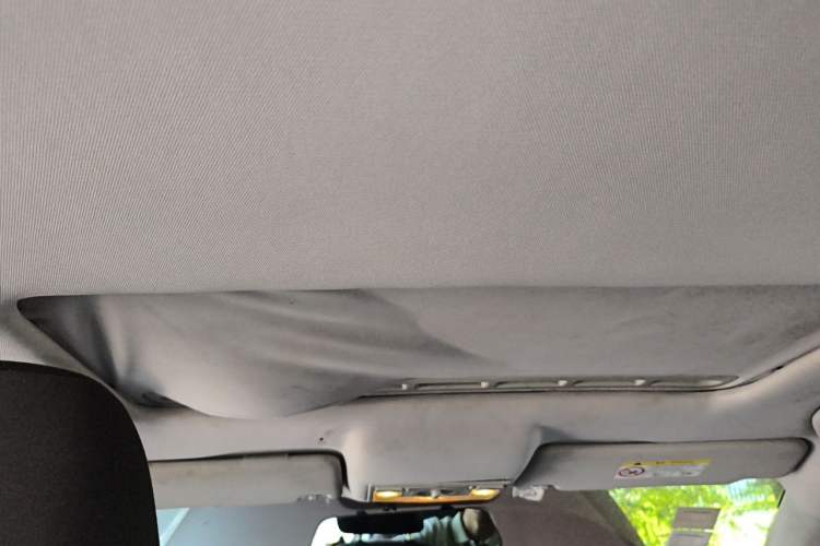 Used Volkswagen Jetta 2015 1.6L Automatic Comfort Model Headliner