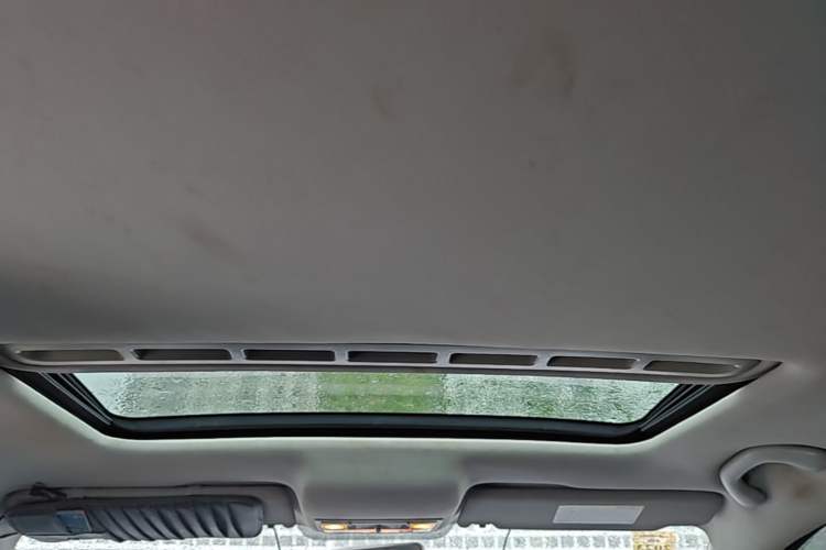 Used Volkswagen Jetta 2015 Zhuihui Edition 1.6L Manual Comfort Model Headliner