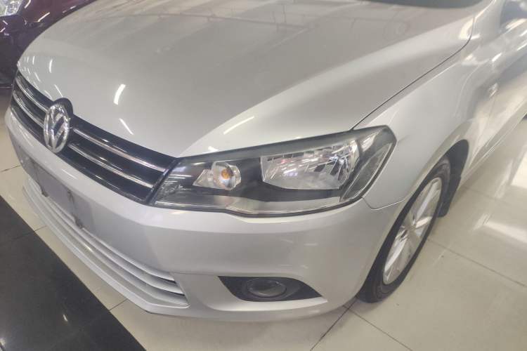 Used Volkswagen Jetta 2015 1.6L Automatic Comfort Model Left Front Headlight