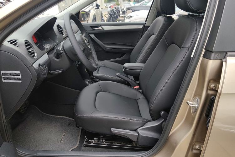 Used Volkswagen Jetta 2015 1.6L Automatic Comfort Model Left Front Seat