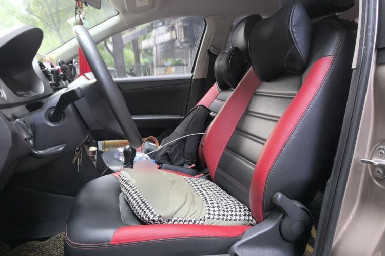 Used Volkswagen Jetta 2015 Zhuihui Edition 1.4L Manual Fashion Model Left Front Seat