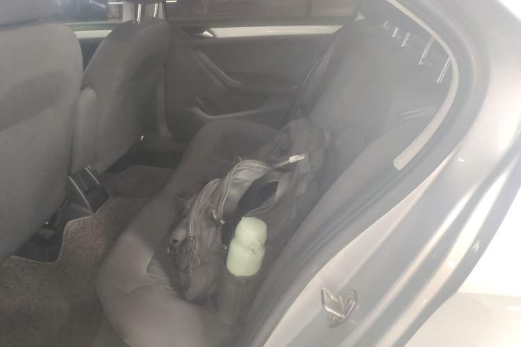 Used Volkswagen Jetta 2015 1.6L Automatic Comfort Model Left Rear Seat