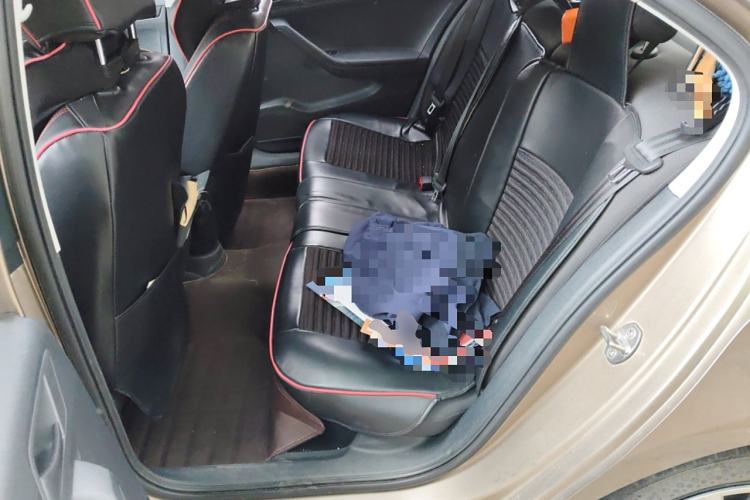Used Volkswagen Jetta 2015 1.4L Manual Fashion Model Left Rear Seat