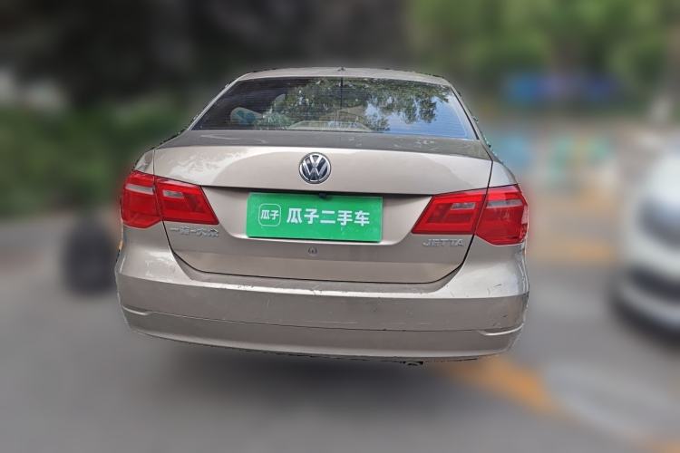 Used Volkswagen Jetta 2015 1.6L Manual Fashion Edition Rear