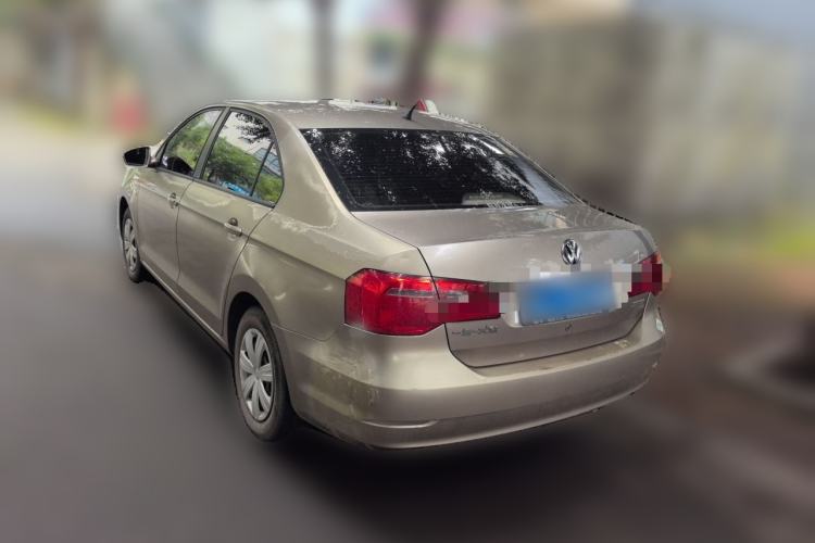 Used Volkswagen Jetta 2015 Value Edition 1.6L Manual Fashionable Style Rear Left 45 Deg