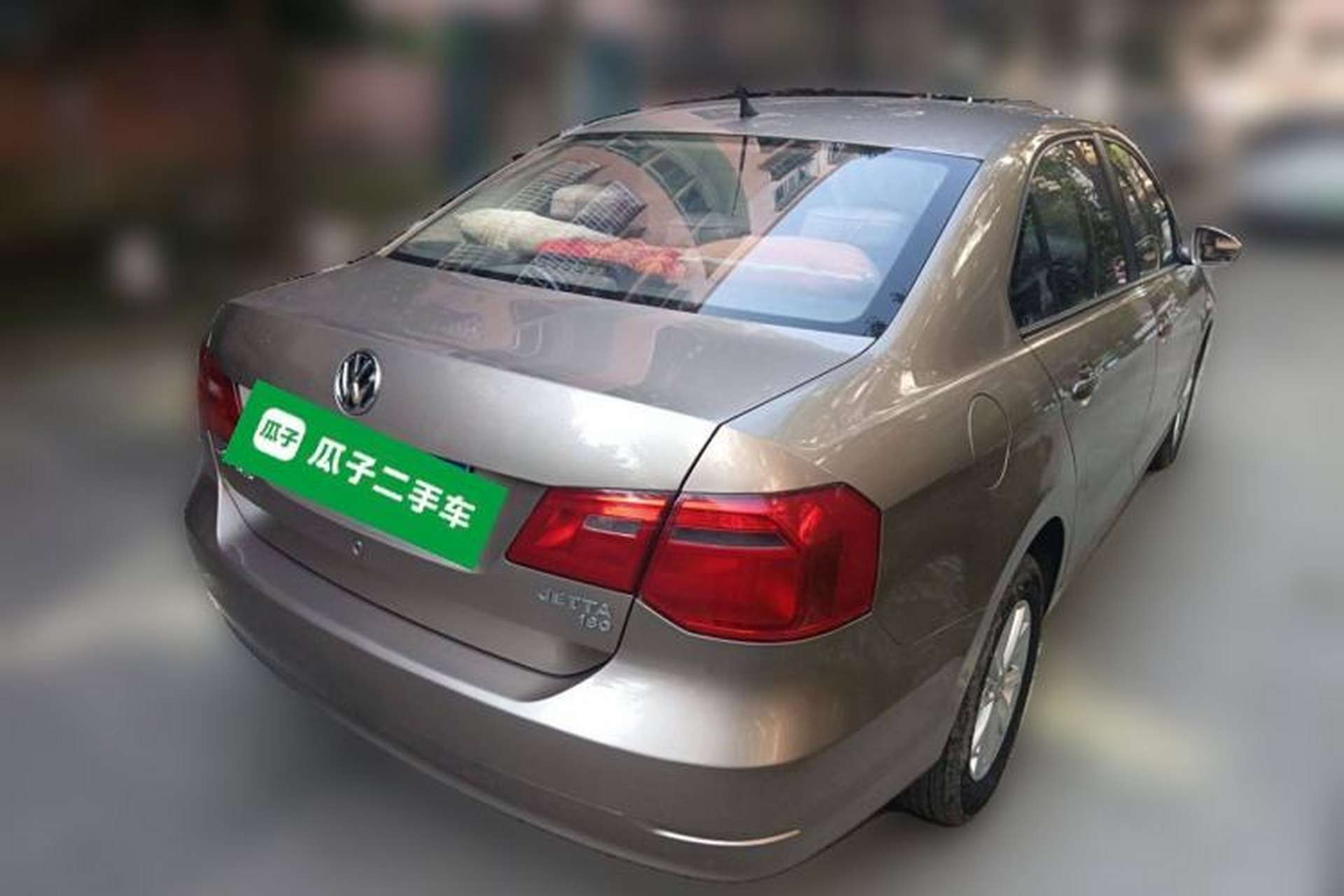 Used Volkswagen Jetta 2015 Value Edition 1.6L Manual Fashionable Style Rear Right 45 Deg