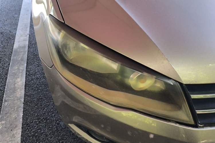 Used Volkswagen Jetta 2015 1.6L Automatic Comfort Model Right Front Headlight
