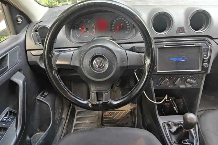 Used Volkswagen Jetta 2015 1.6L Manual Fashion Edition Steering Wheel