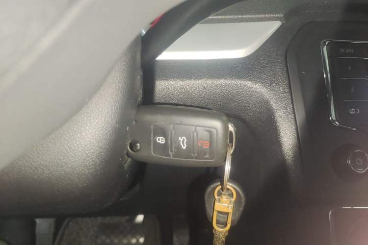 Used Volkswagen Jetta 2015 1.6L Automatic Comfort Model Vehicle Key