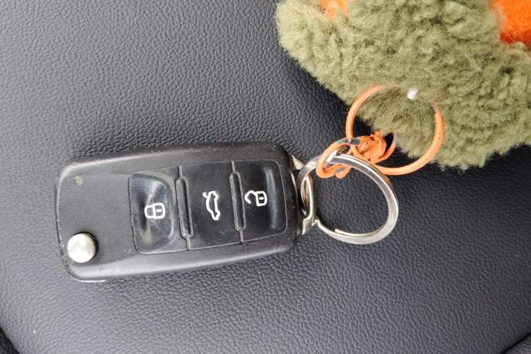 Used Volkswagen Jetta 2015 1.6L Automatic Comfort Model Vehicle Key