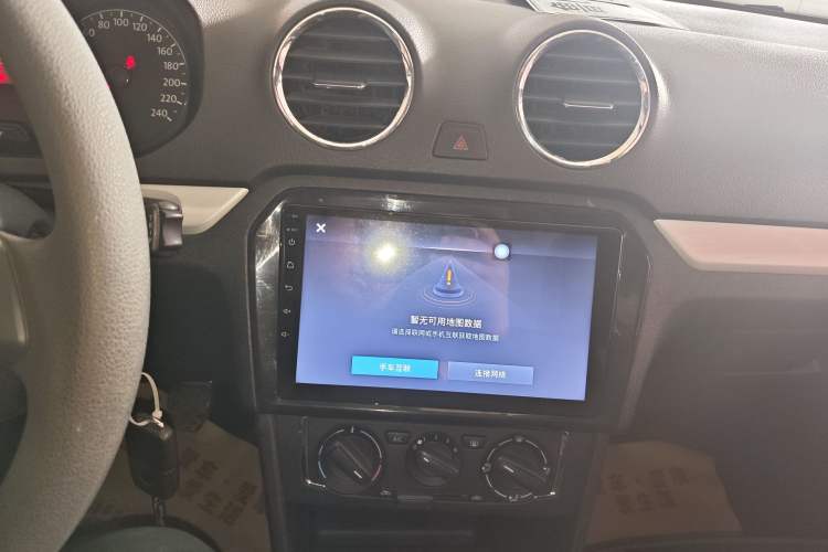 Used Volkswagen Jetta 2015 Zhihui Edition 1.4L Manual Comfort Model Audio And AC Panel