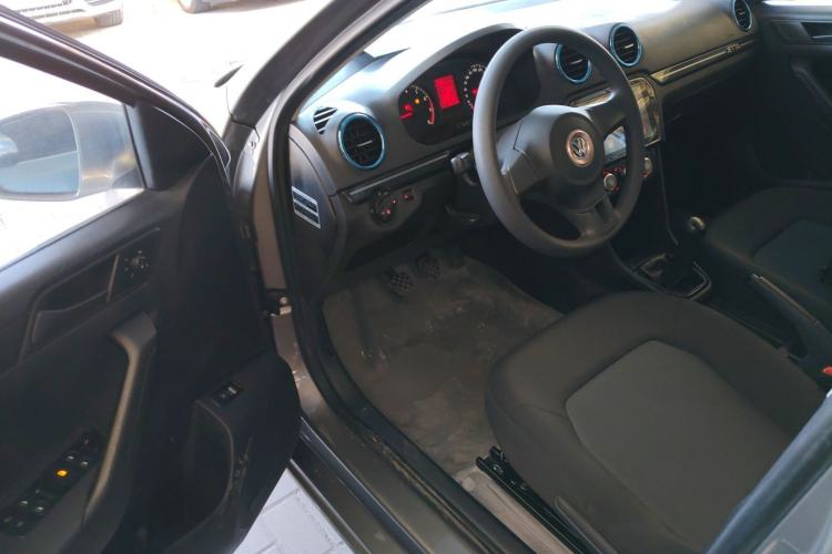 Used Volkswagen Jetta 2015 Zhuihui Edition 1.4L Manual Fashion Model Driver Seat