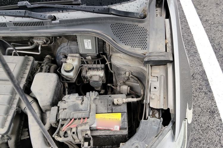 Used Volkswagen Jetta 2015 1.4L Manual Fashion Model Engine Bay Left