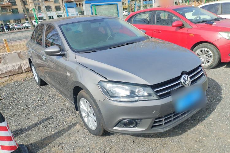 Used Volkswagen Jetta 2015 Zhuihui Edition 1.6L Manual Comfort Model Exterior 1