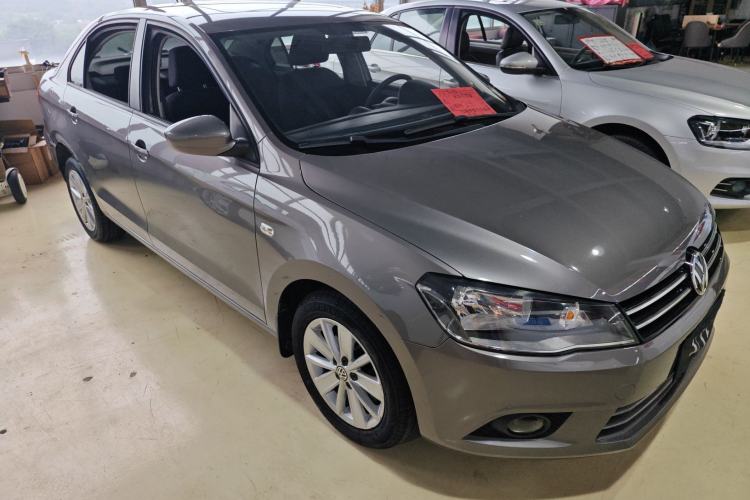 Used Volkswagen Jetta 2015 1.6L Automatic Comfort Model Exterior 2