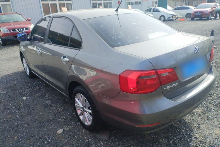 Used Volkswagen Jetta 2015 Zhuihui Edition 1.6L Manual Comfort Model Exterior 2